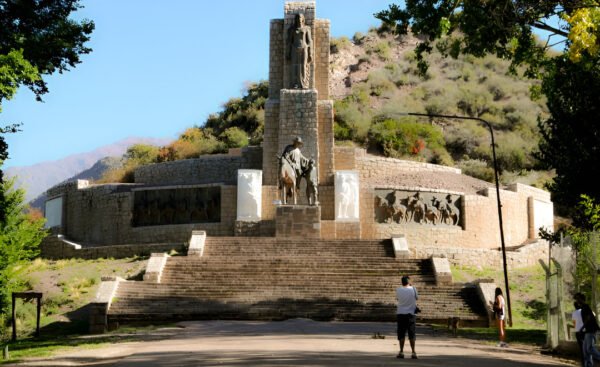 Reserva Manzano Histórico (Salida educativa y trekking) - Image 2