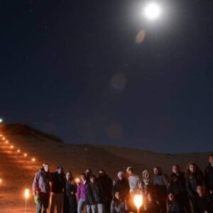 Caminata bajo la luna llena